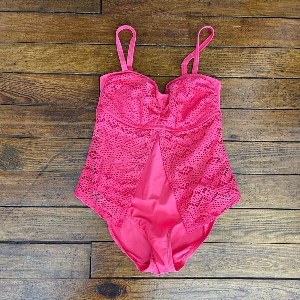 One-piece swimsuit, size M.